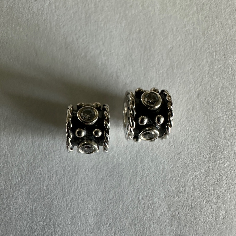 Pandora retired Oxy Crown sterling silver charm set of 2 with clear CZ - Picture 5 of 9